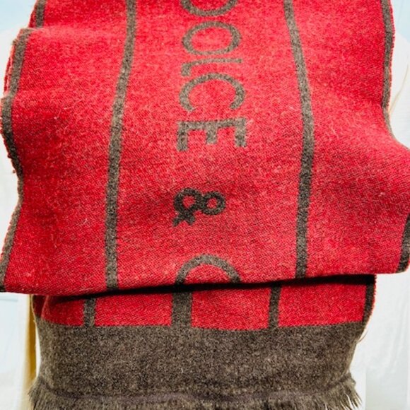 #1  ,  Vintage Dolce & Gabbana wool scarf for both men or women in burgundy brow - Picture 4 of 9